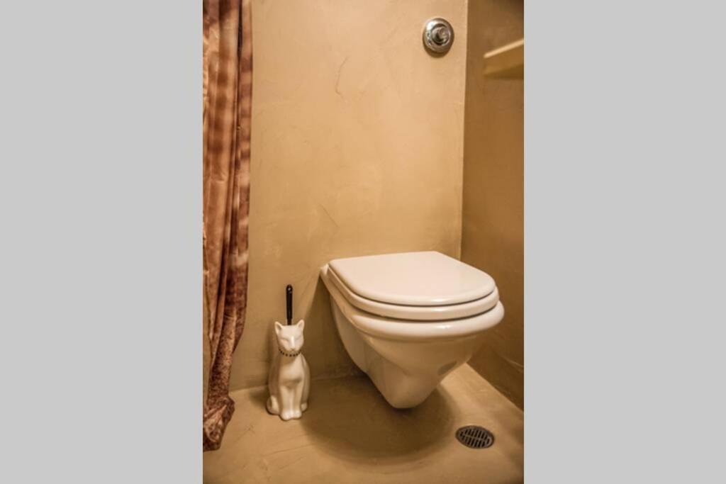 Athinas Apartment Piraeus Ngoại thất bức ảnh